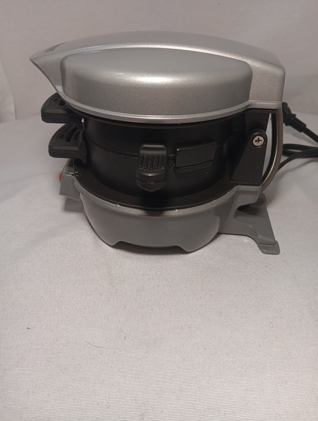 Hamilton Beach ST29 Breakfast Sandwich Maker Mini Electric Gray/Silver Used