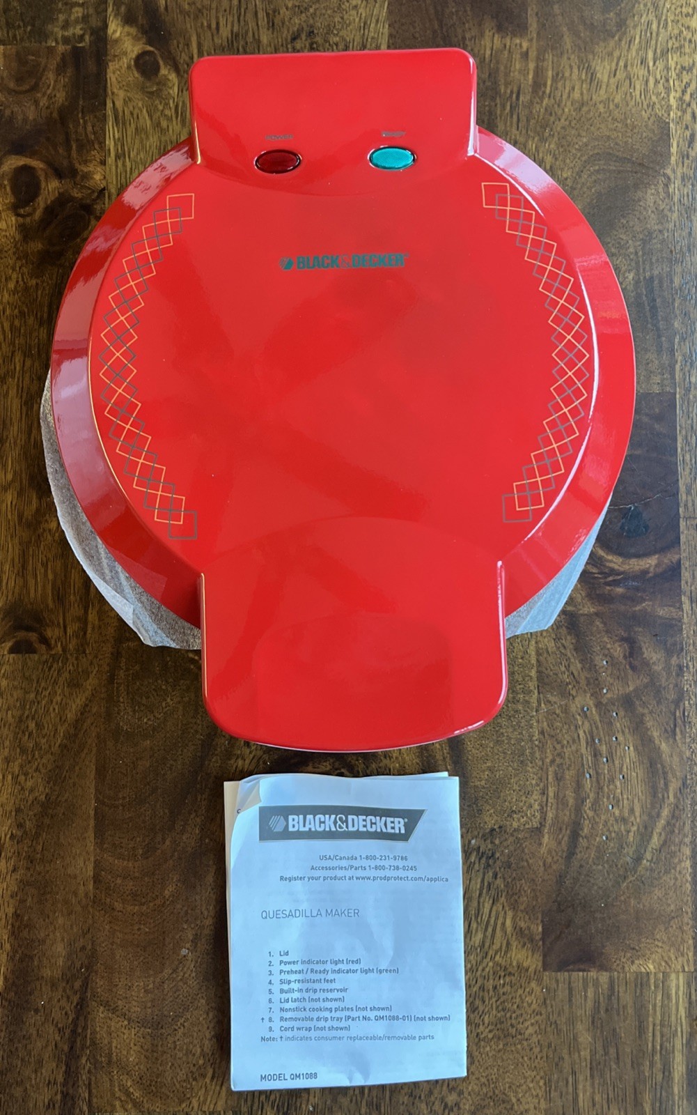 Black & Decker Quesadilla Maker 8″ nonstick plates, 6 Deep-Dish pockets New