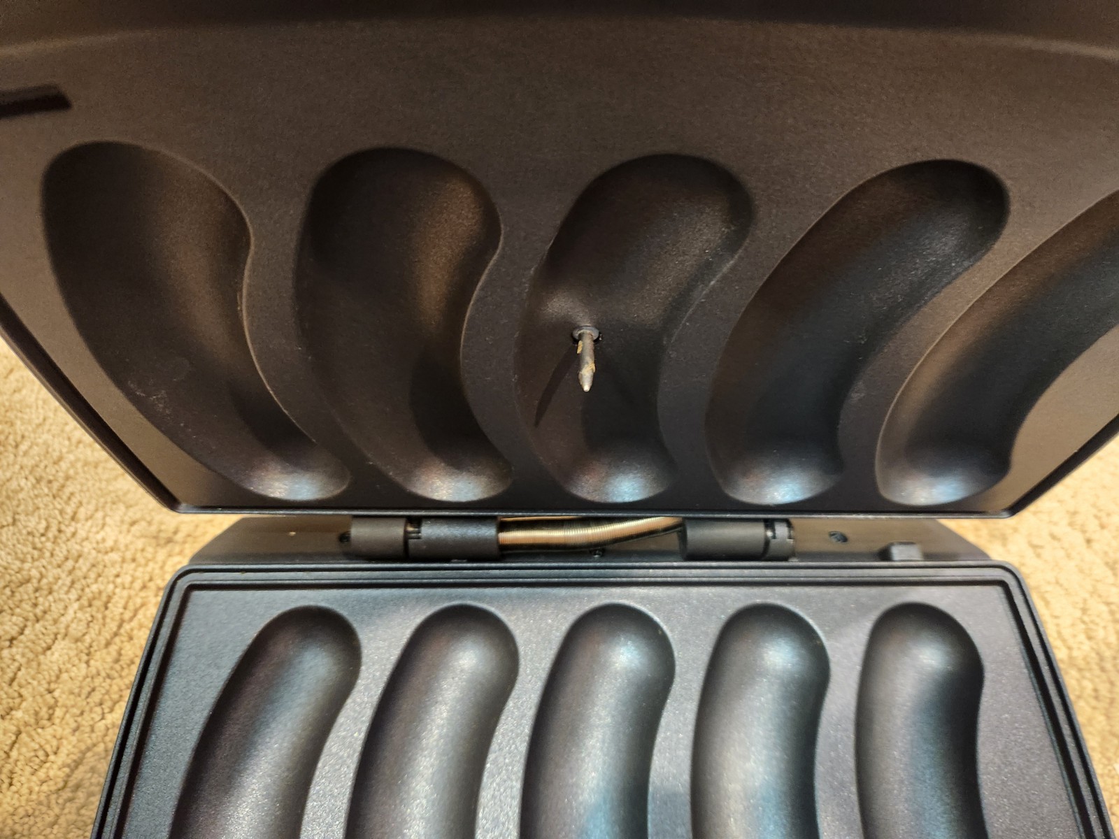 Johnsonville Sizzling Sausage Grill Electric Black/Silver Excellent Condition