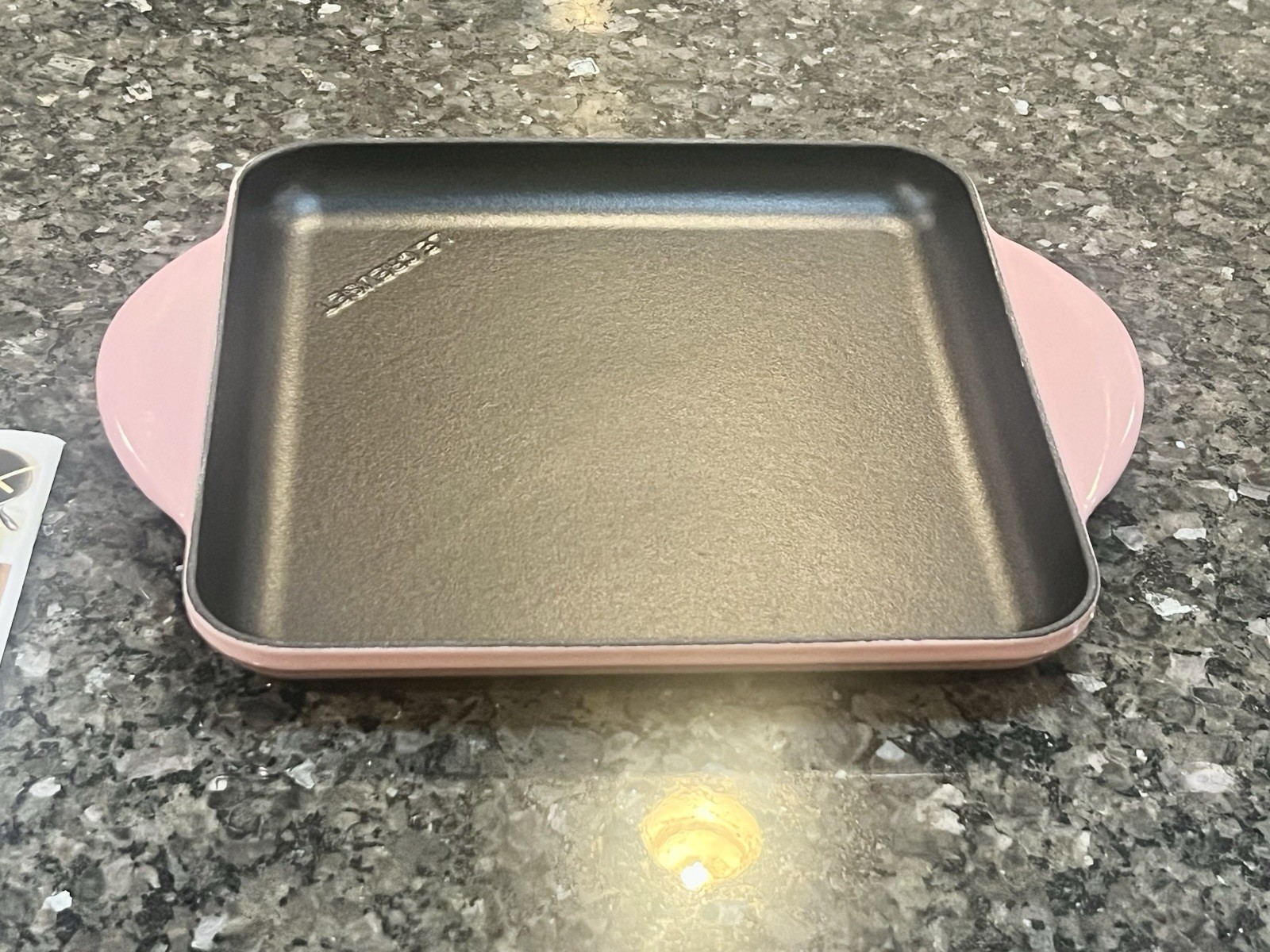 NEW Le Creuset Enameled Cast Iron Skinny Square Griddle Pan 9-1/2″ Chiffon Pink