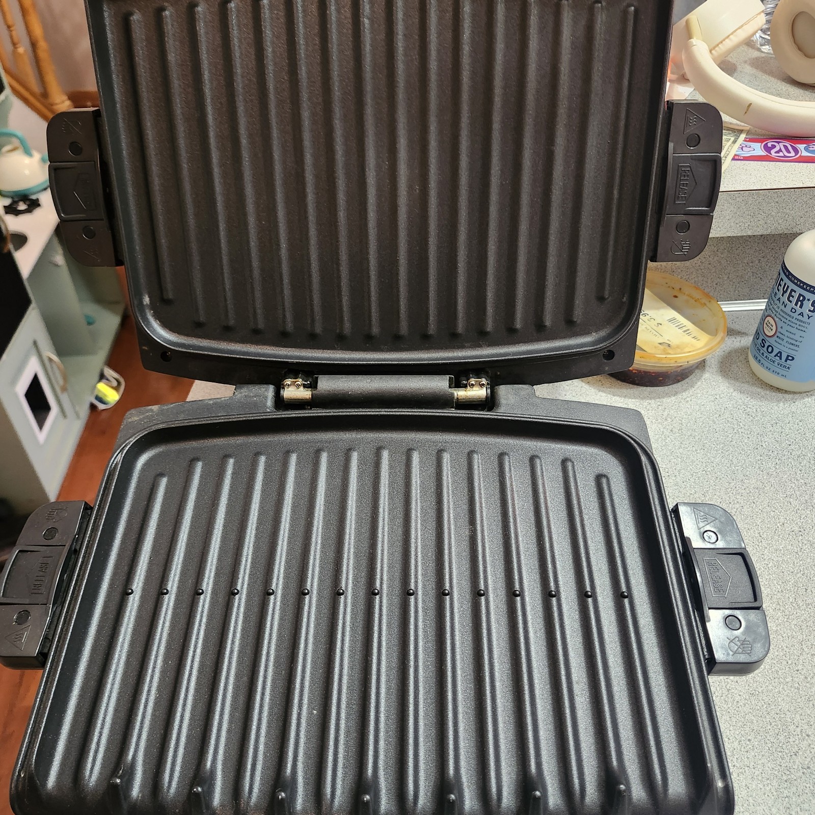 george foreman DIGITAL grill grp99 BLACK GRP99BLK NO TRAY OR BOX