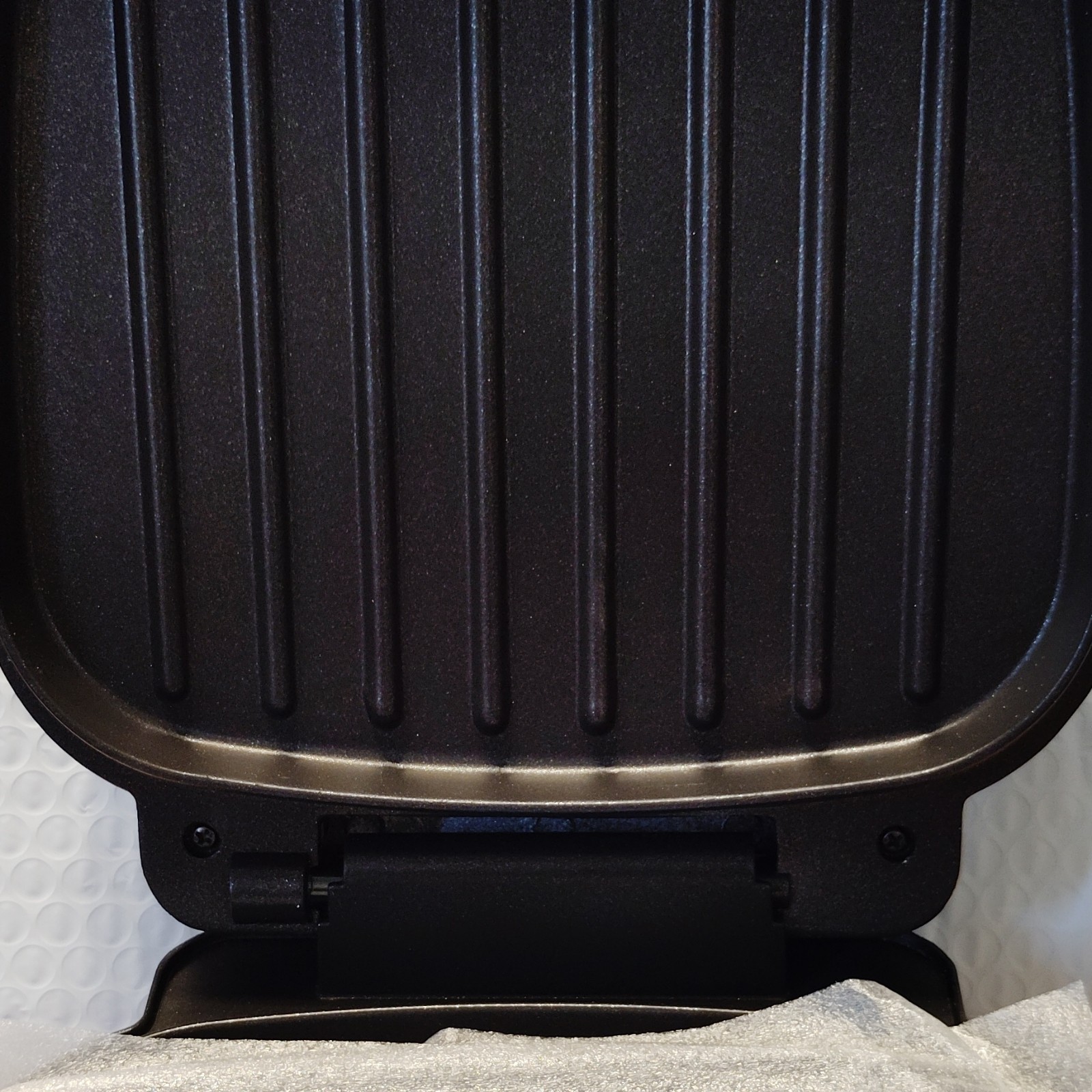 George Foreman GR10ABWI Contact Grill 1200W 120V Electric Blue/Silver