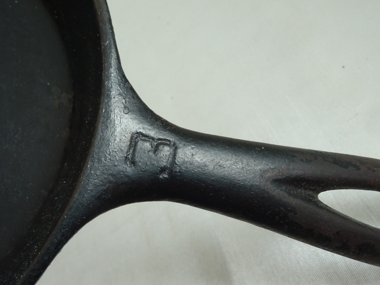 Vintage Griswold USA 3 Cast Iron Skillet Frying Pan 7″