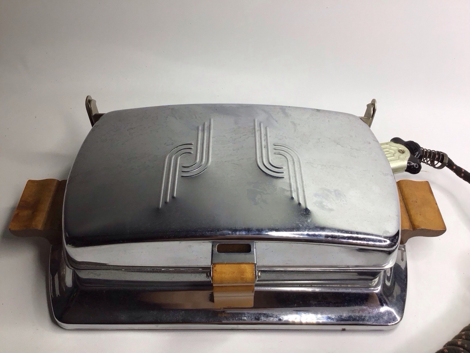 Vintage Rainbow Chrome Griddle 115V 600W USA W/Cord NOS Unused!