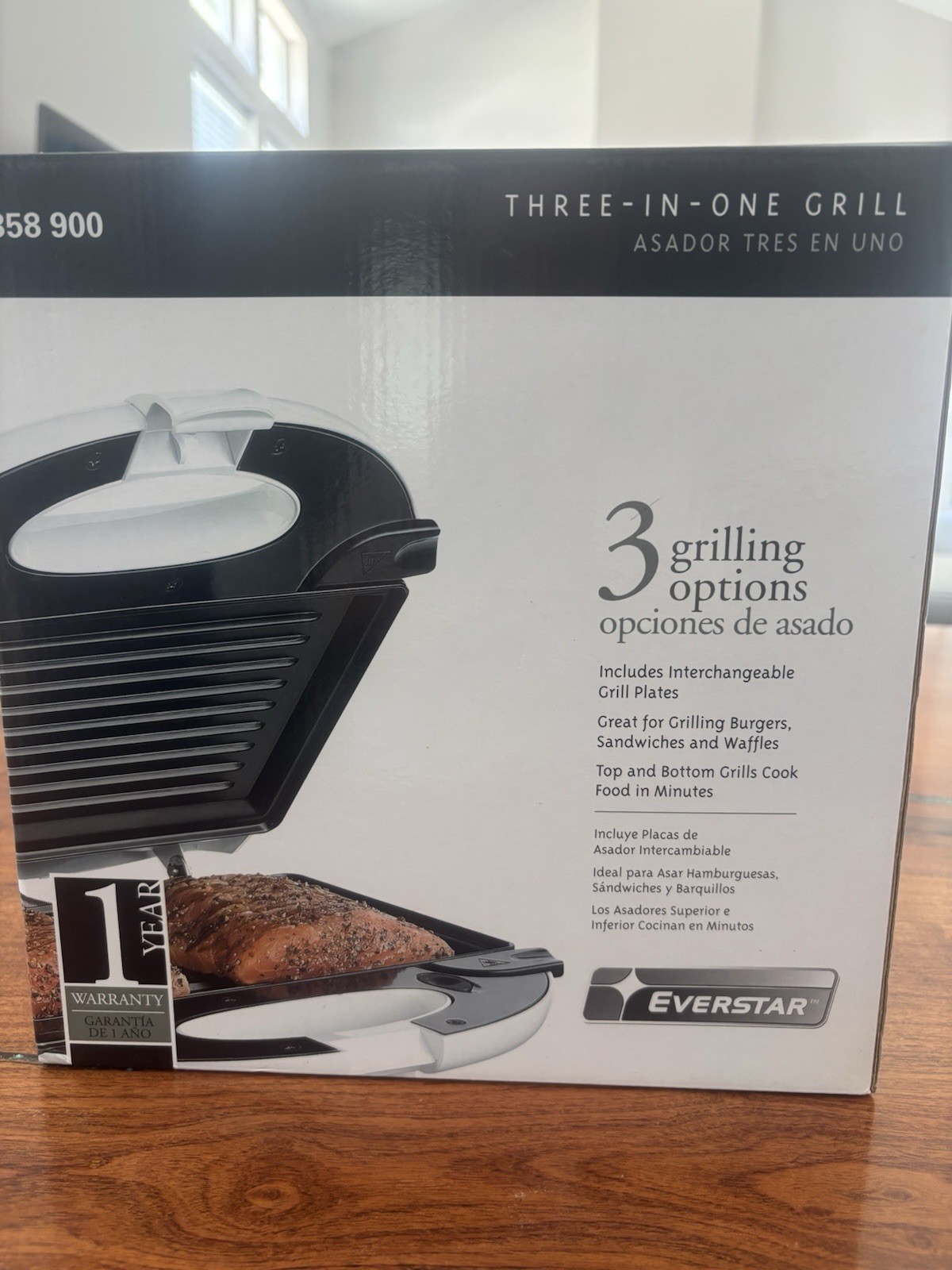 Three-in-One Grill Model 358 900 Everstar New In Box Never Used