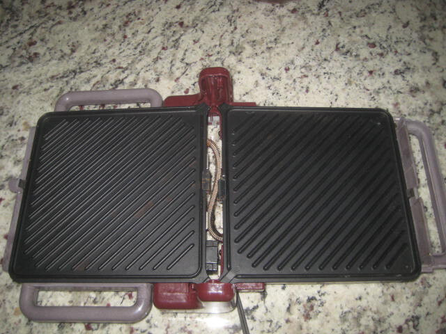 Vintage Toastmaster Grillerie 2003 Indoor Electric Speed Grill & Bakery Tested !