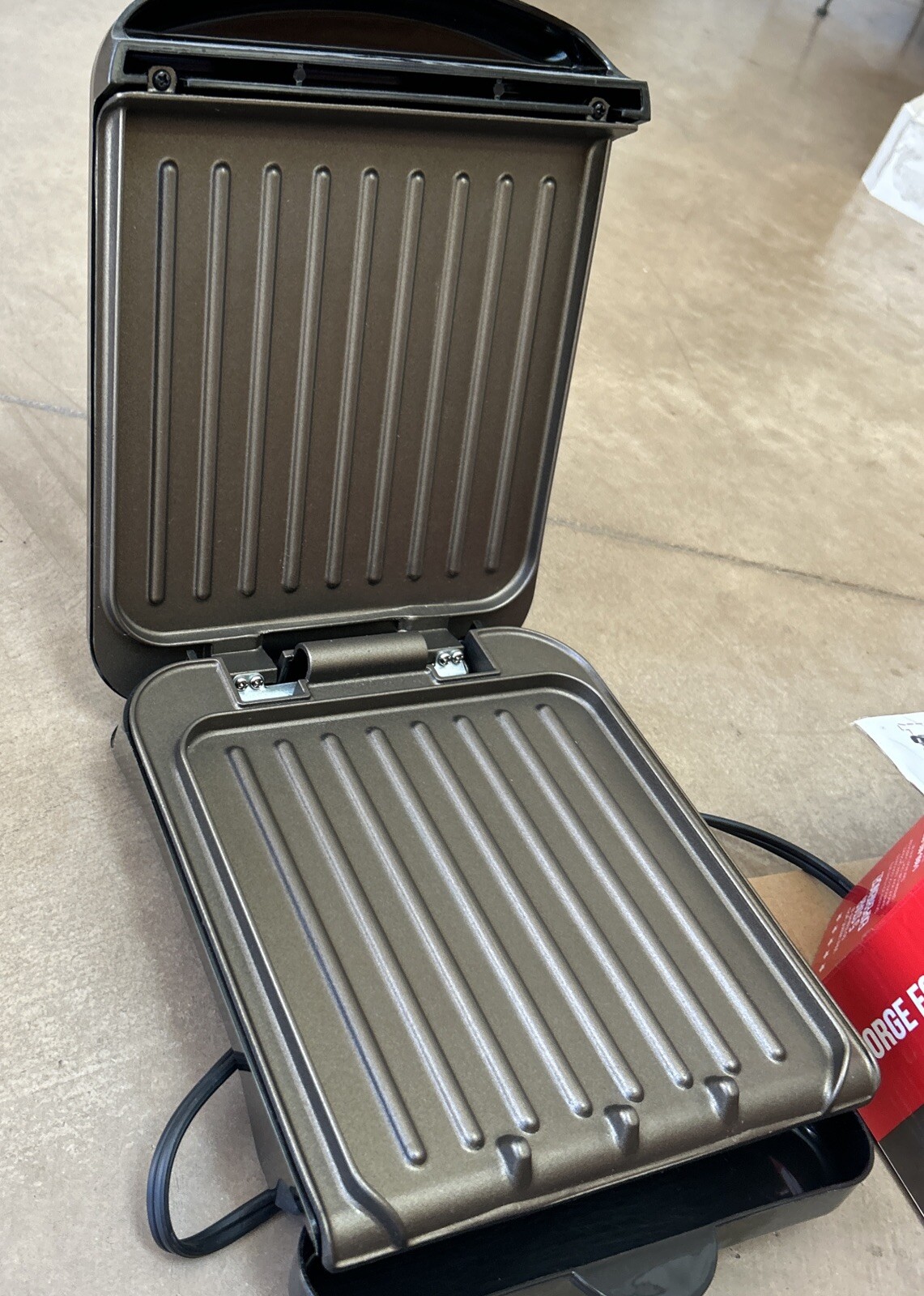 George Foreman Space-Saving Tough NonStick Compact Fast Electric Indoor Grill