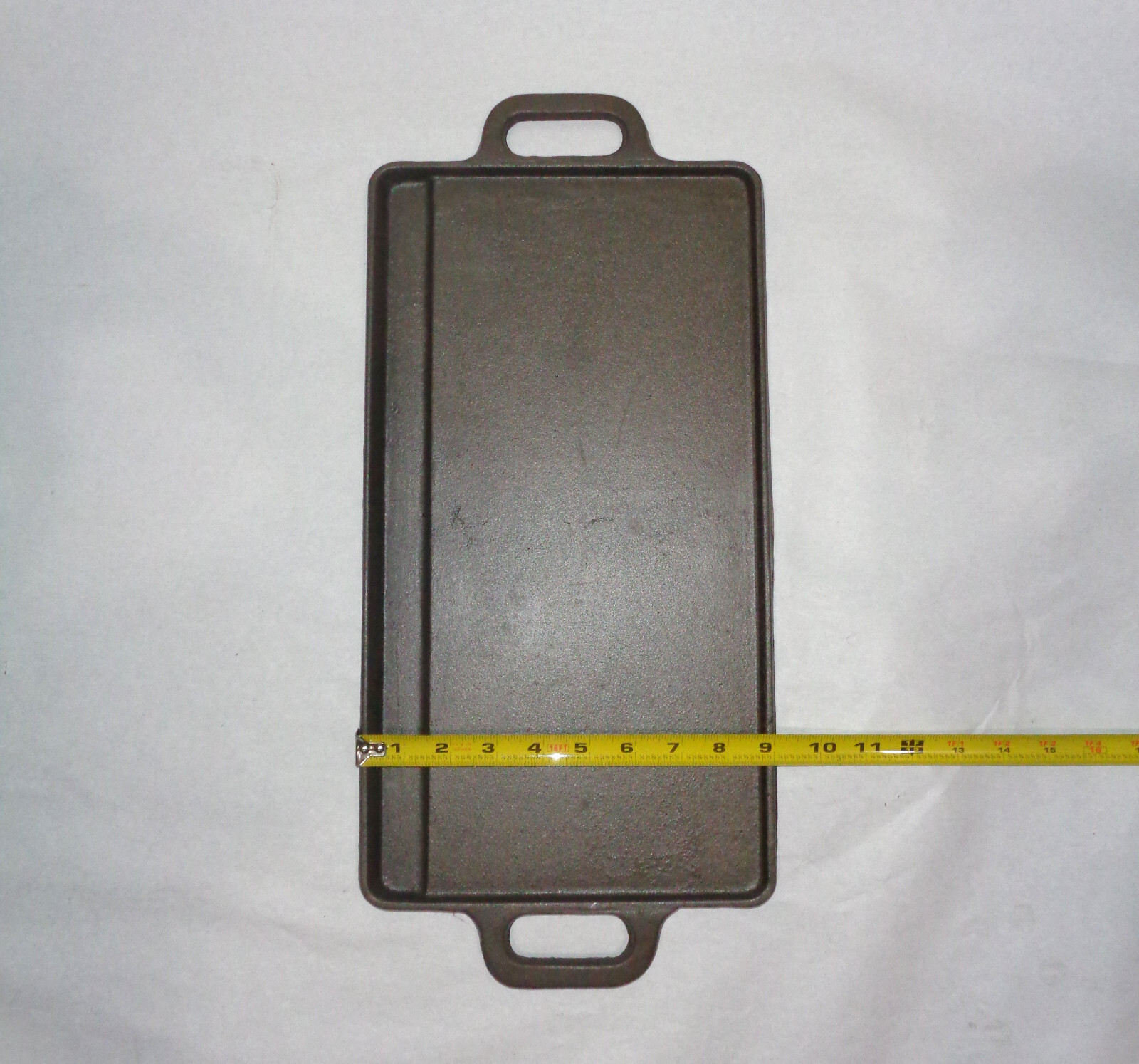 Black Cast Iron Reversible Grill/Griddle Pan 9″ x 16.5″