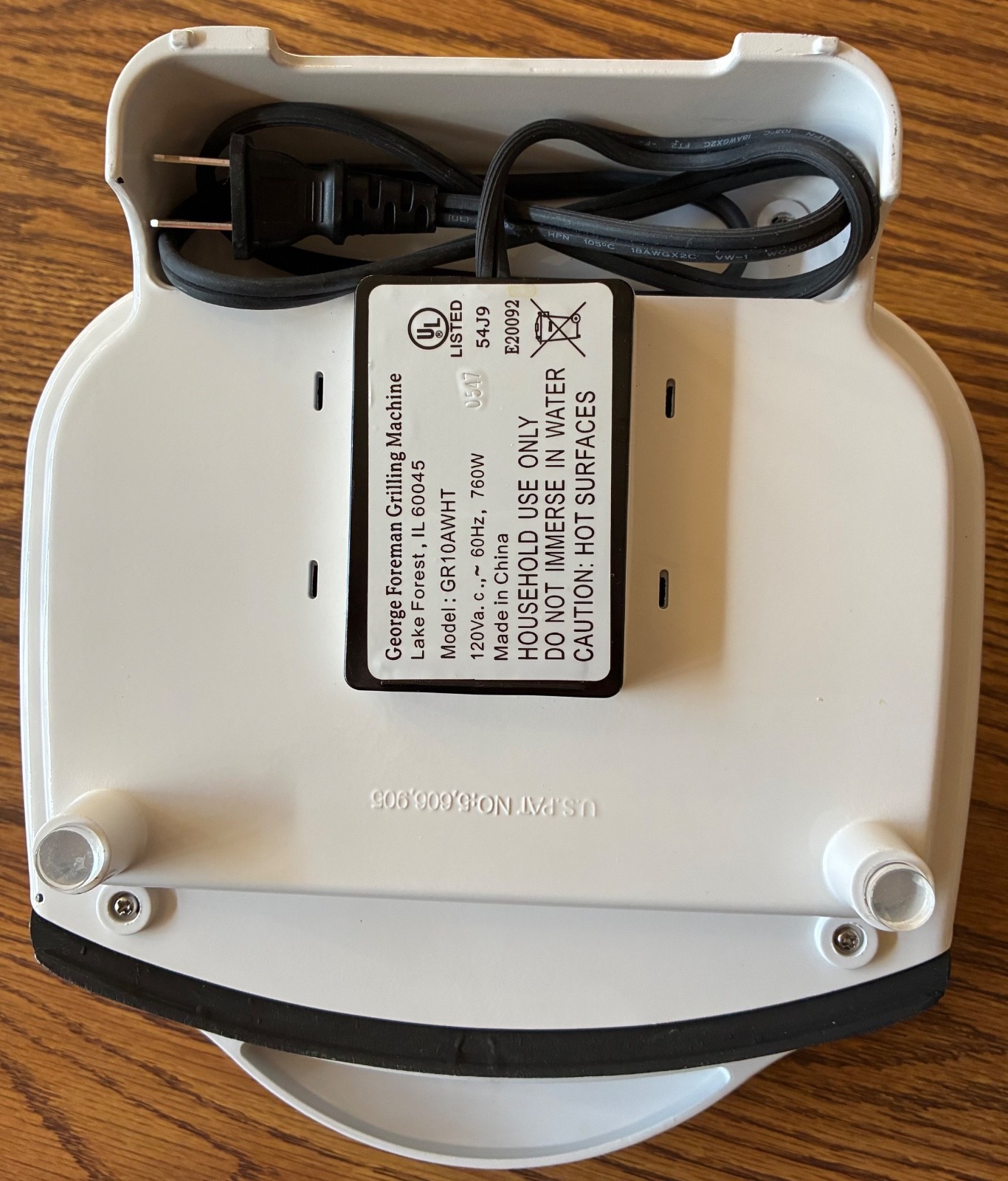 George Foreman Lean Mean Fat Reducing Grilling Machine GR10WGR White Electric