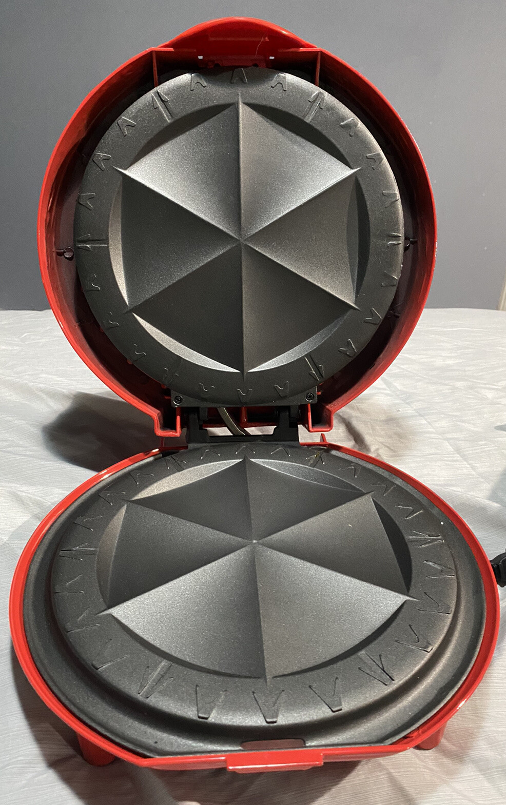 Quesadilla Maker Elite Gourmet Fiest. Model EQD-118