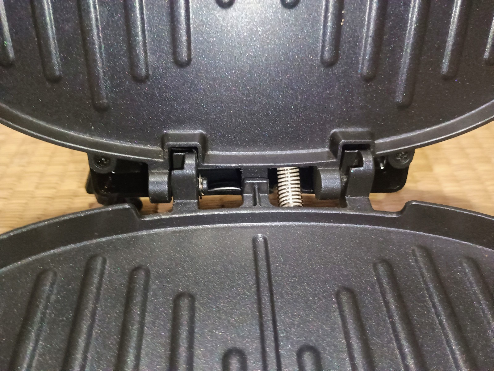 Proctor Silex Durable Compact countertop Grill G44 w/ drip tray 9.9/10 condition