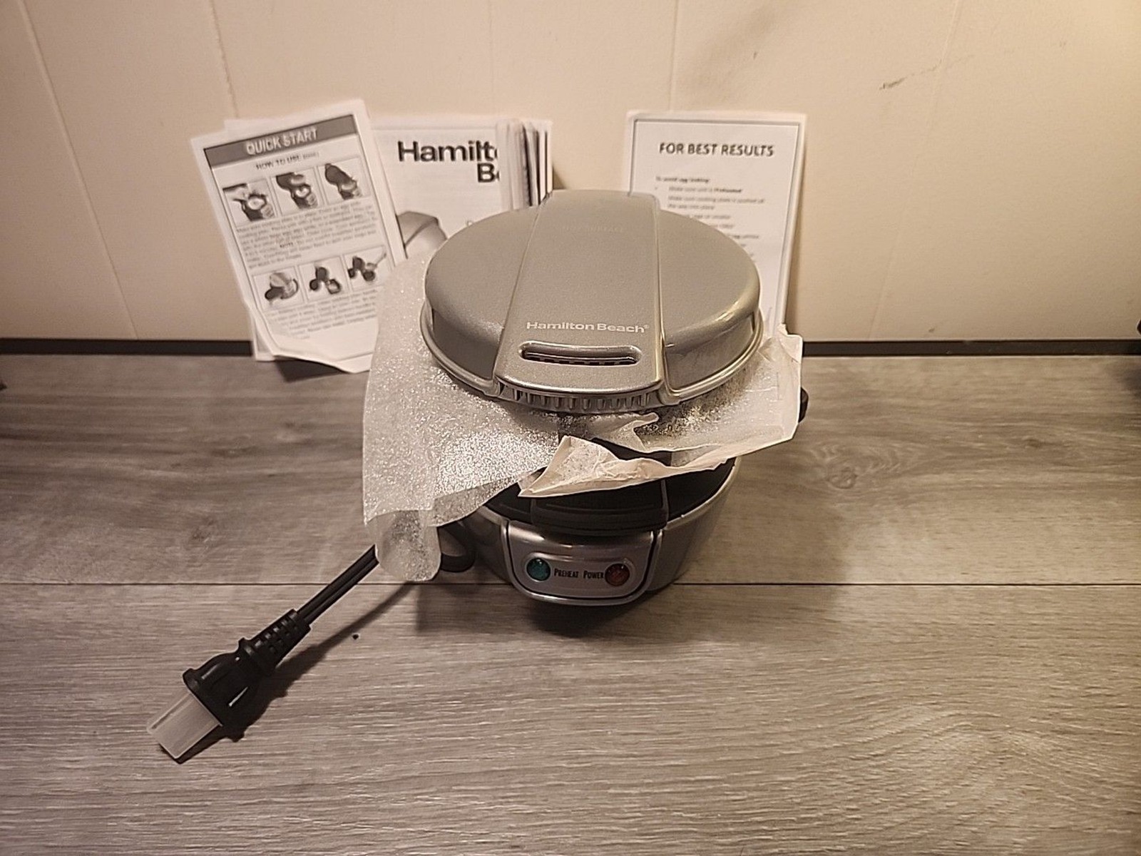 Hamilton Beach 25475 Breakfast Sandwich Maker – New Open Box