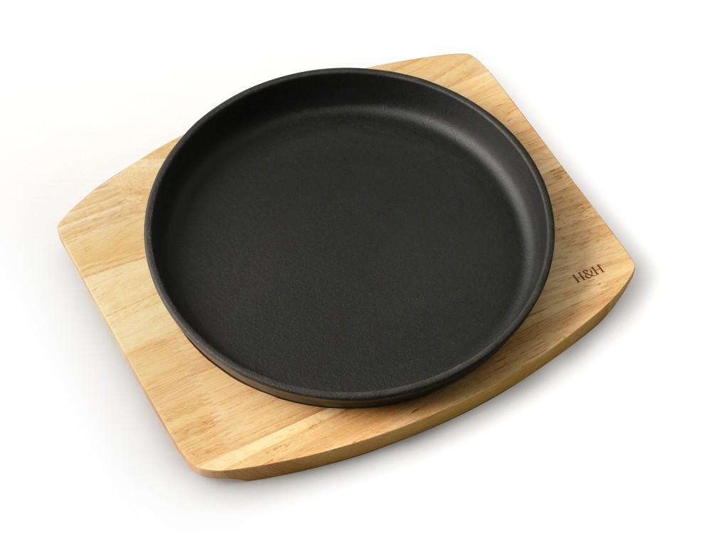H&H Cast Iron Serving Griddle with Light Wood Base, Round, 22 cm