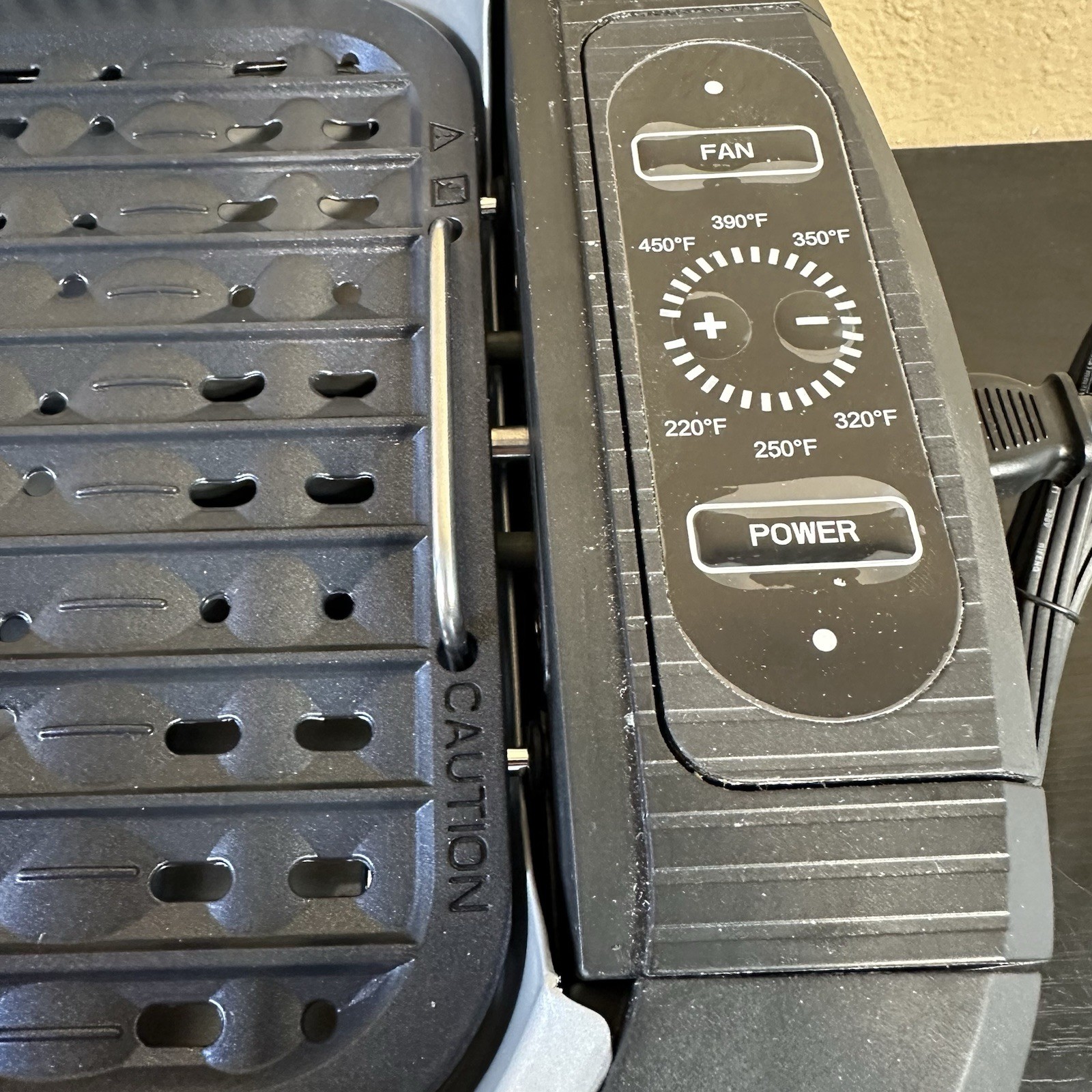 Techwood Indoor Smokeless Grill 1500W TWRG-200 – Black Great Condition