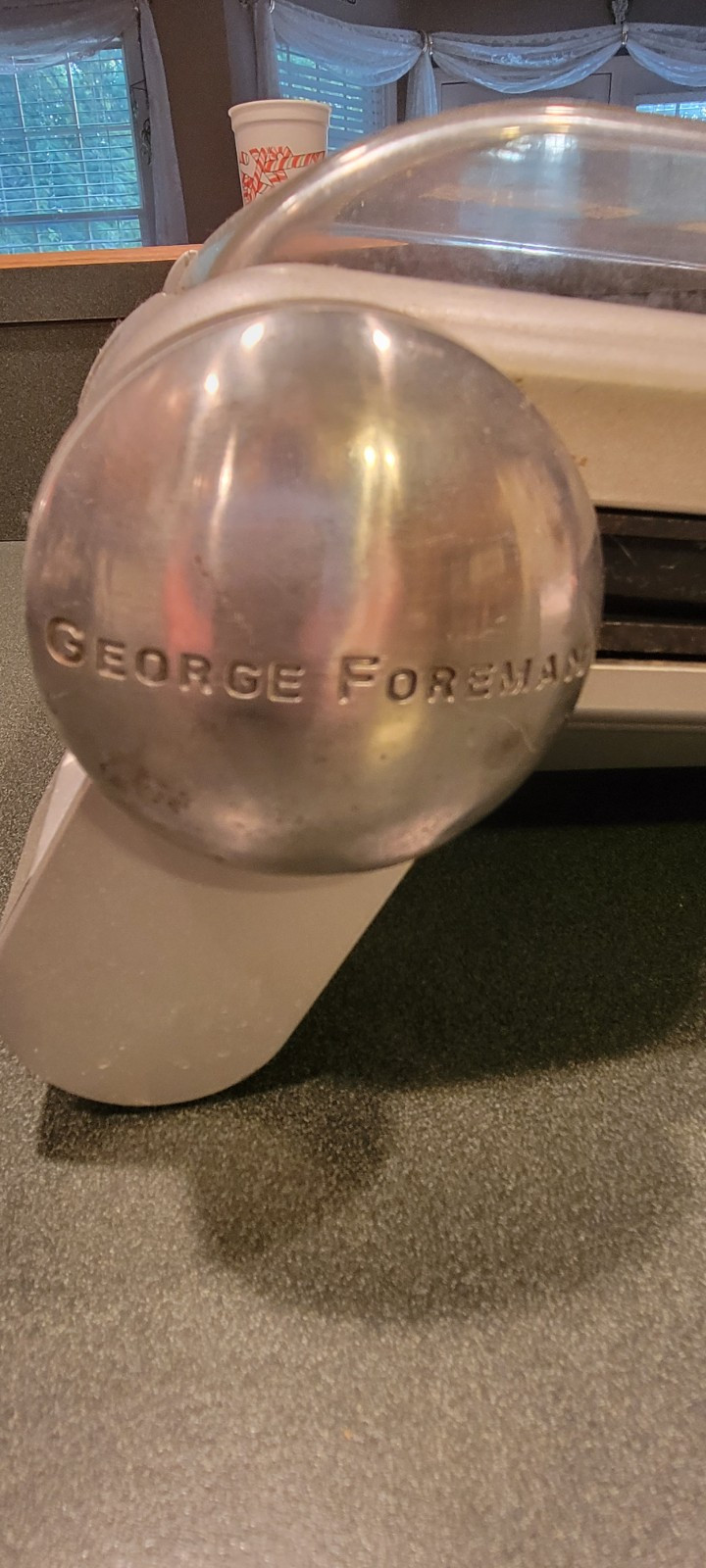 George Foreman GR19BW Indoor Grill w/Bun Warmer Removable Cover •Fat reducing