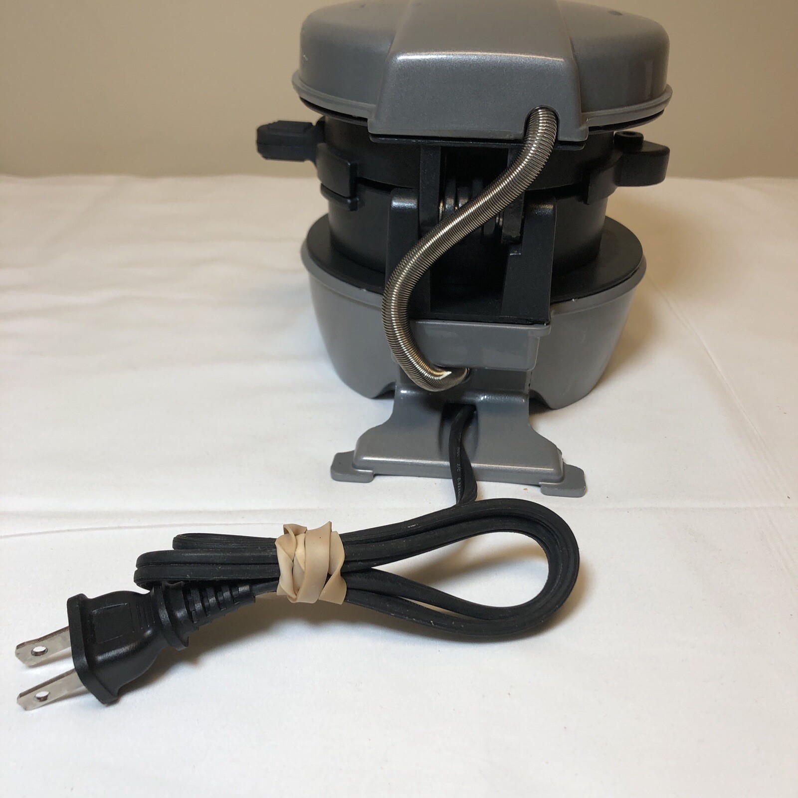 Hamilton Beach Quick and Easy Breakfast Sandwich Maker Model 25475A Non Stick