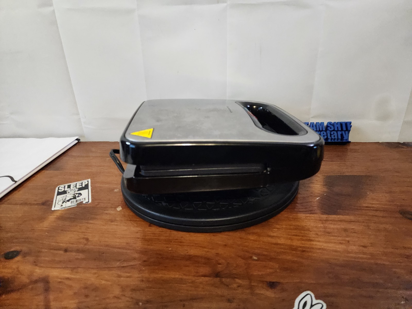 Electric Sandwich Press Non-Stick Plates, Indicator Lights, Cool Touch