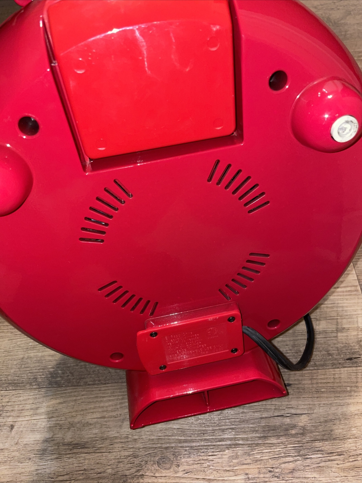 The El Paso Chile Company Quesadilla Maker Non-Stick, Red color, Great Condition
