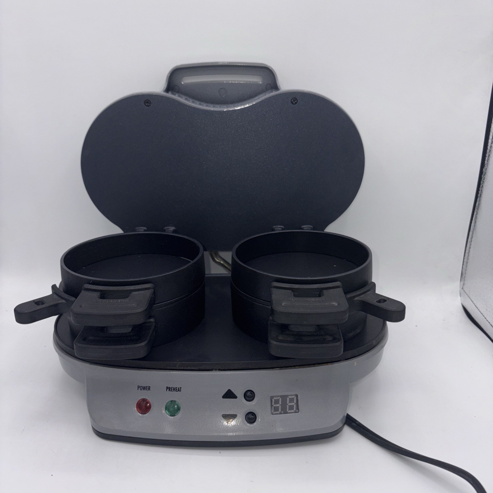 Hamilton Beach ST30 25490A Dual Breakfast Sandwich Maker Electric