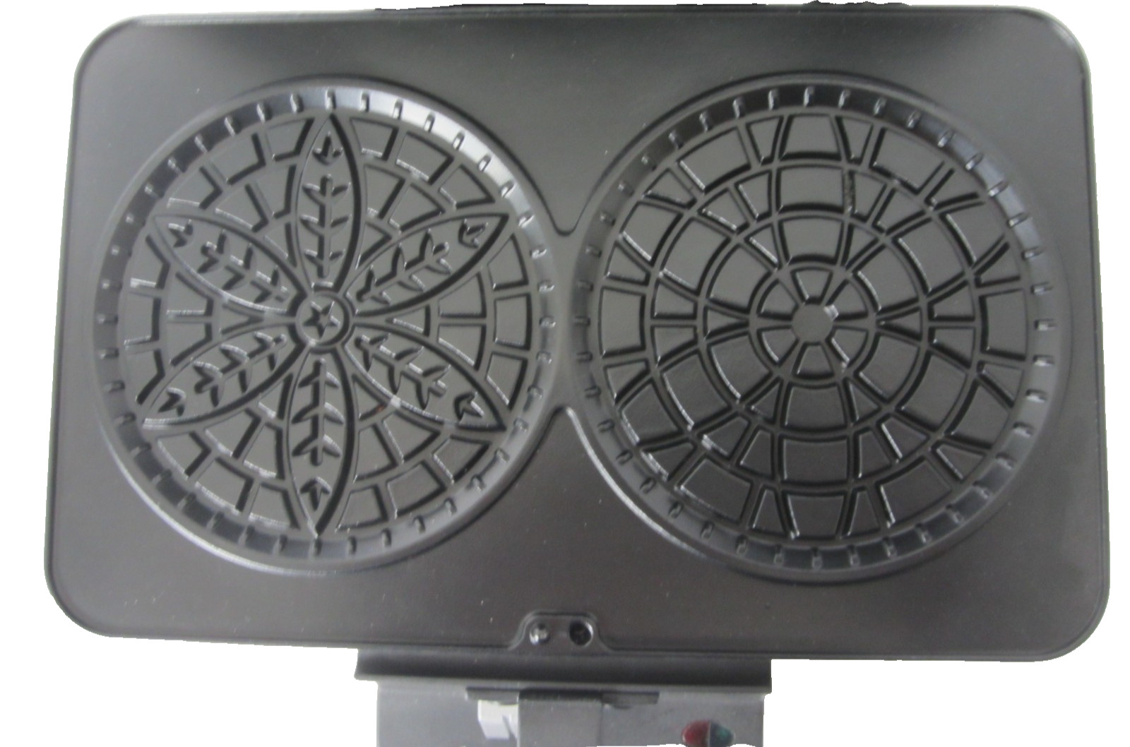 Cuisinart 2 Perfect Pizzelle Press Maker Cannoli Cookies Desert Baker WM-PZ2 NEW