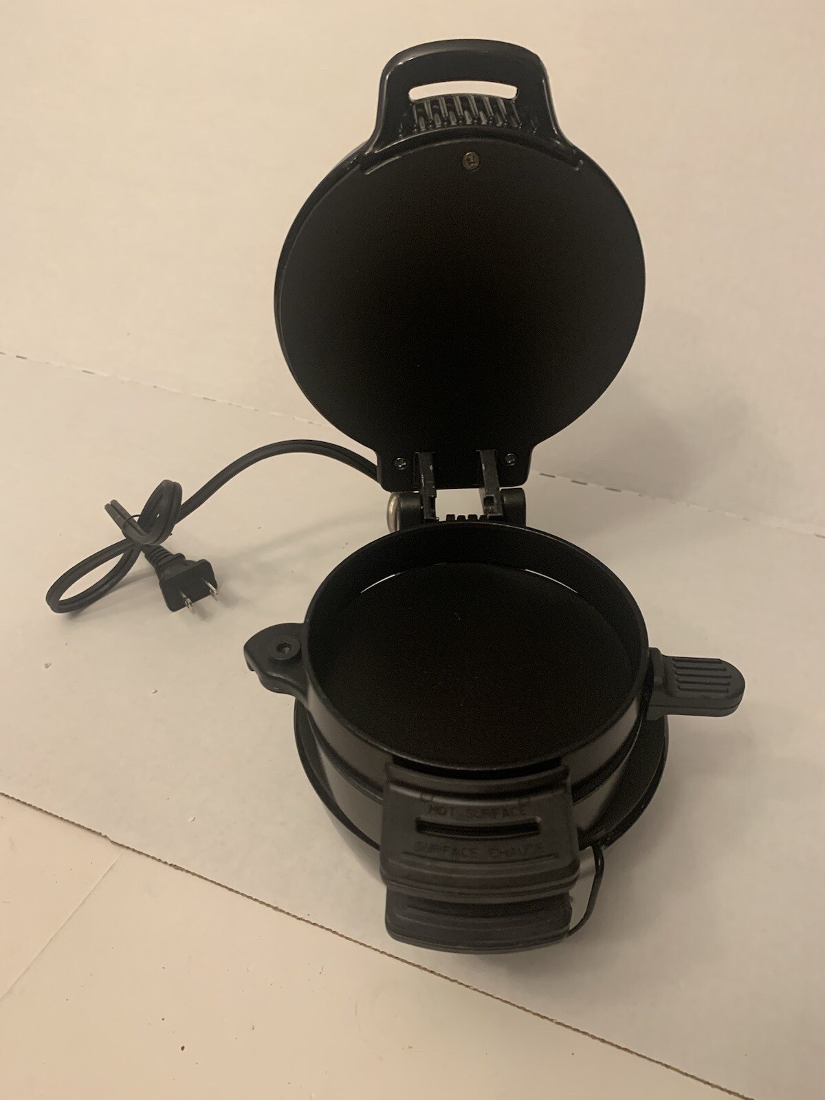 Hamilton Beach Breakfast Sandwich Maker Type ST29