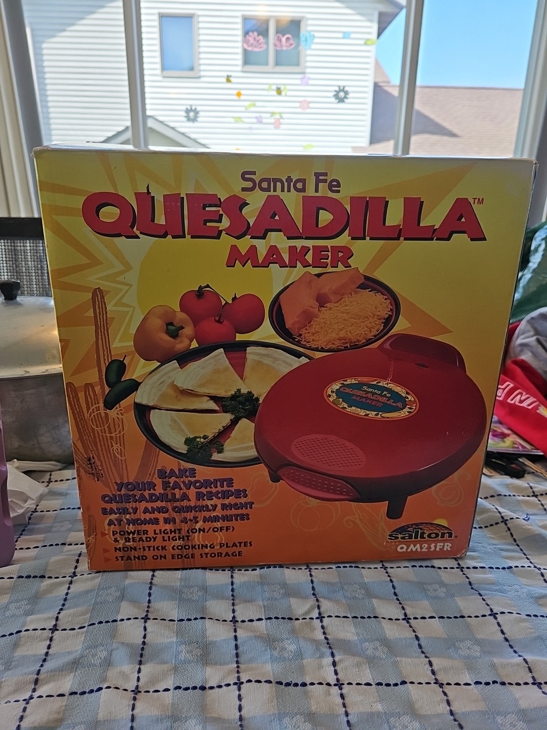 Salton Santa Fe Quesadilla Maker QM2SFR Red 12” NEW IN BOX!
