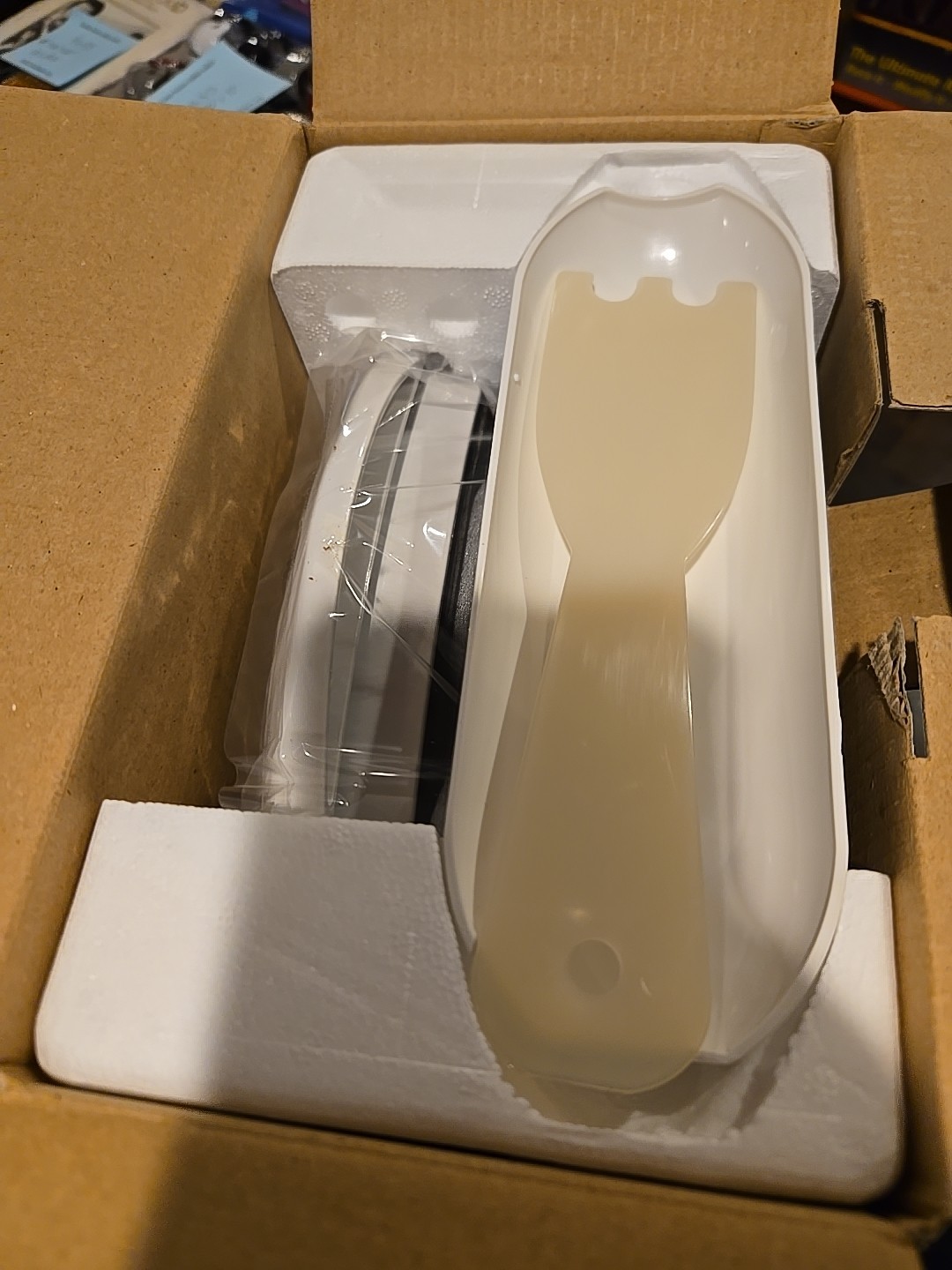 George Foreman Lean Mean Fat Reducing Grilling Machine GR-10A White NIB