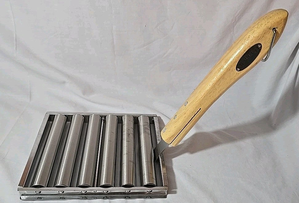 Jim Beam Hot Dog Roller, 11.50”x8.30”x1.80” USED