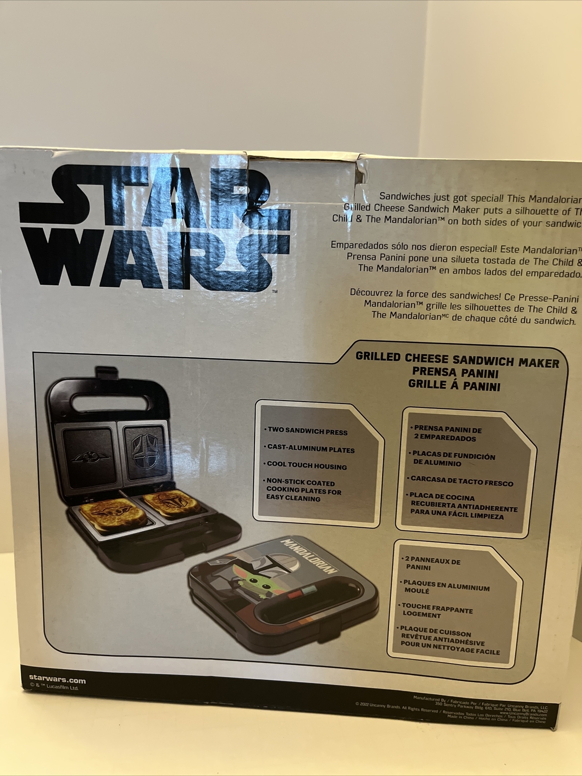 Uncanny Brands The Mandalorian Grilled Cheese Maker