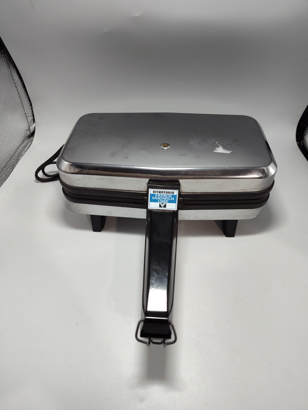 Vitantonio French Sandwich Chef 650 Stainless Steel Chrome Shell Shape WORKS