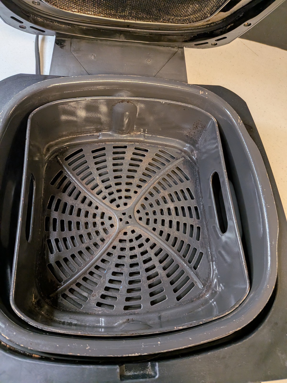 Ninja Foodi 5-in-1 Indoor Grill and Air Fryer – Black/Silver AG302