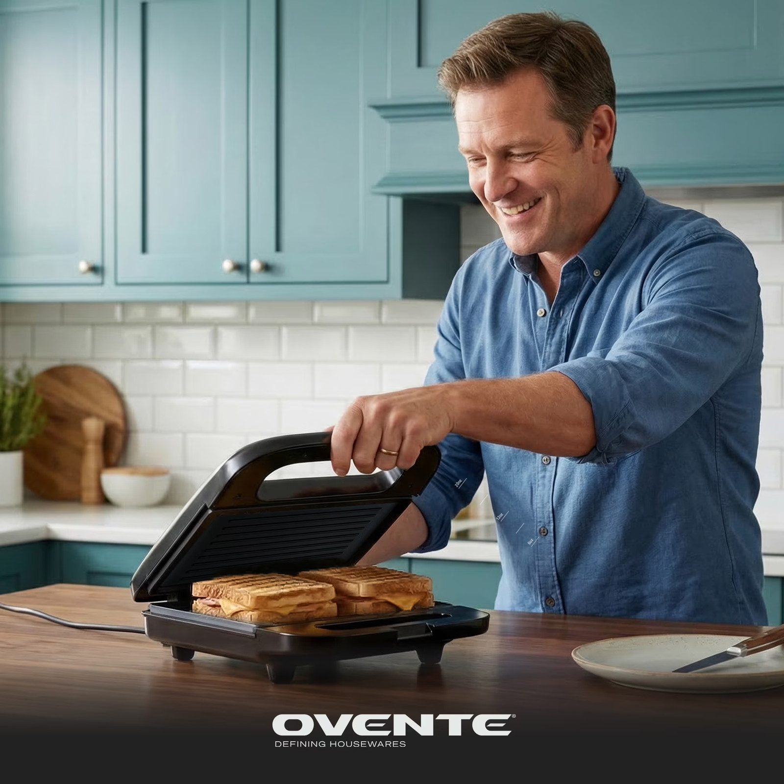 Electric Sandwich Maker with Non-Stick Plates, Indicator Lights, Cool To