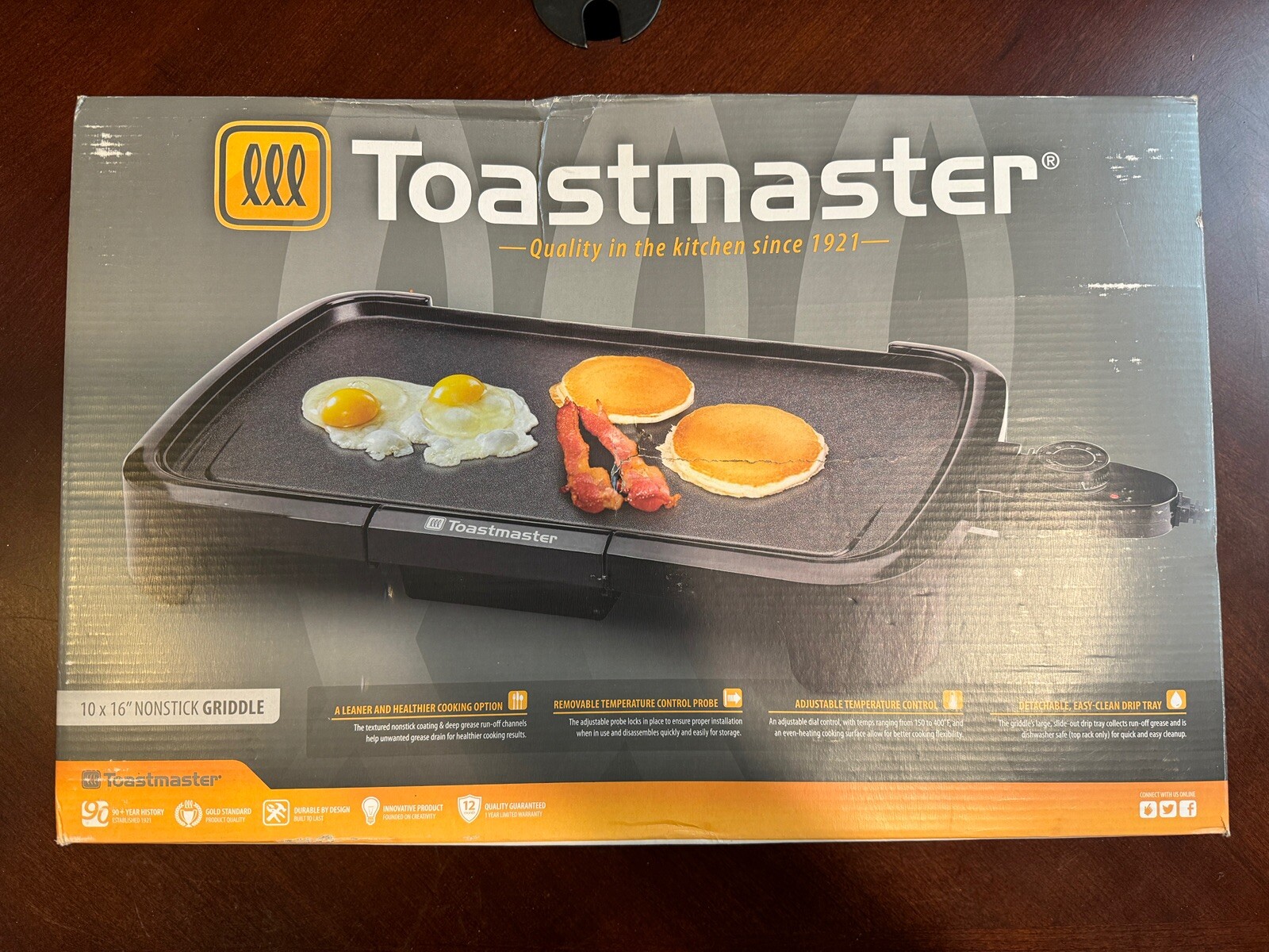Toastmaster Nonstick Electric Griddle Family Size 10″ x 16″ Dip Tray New In Box
