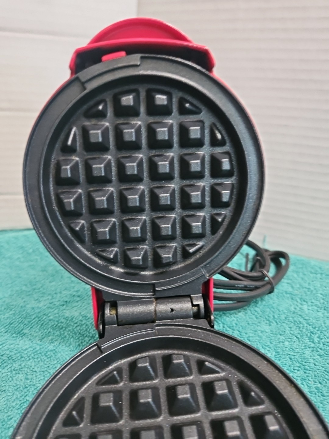 Dash Mini Maker Electric Round Griddle Individual Pancakes Cookies Eggs Red