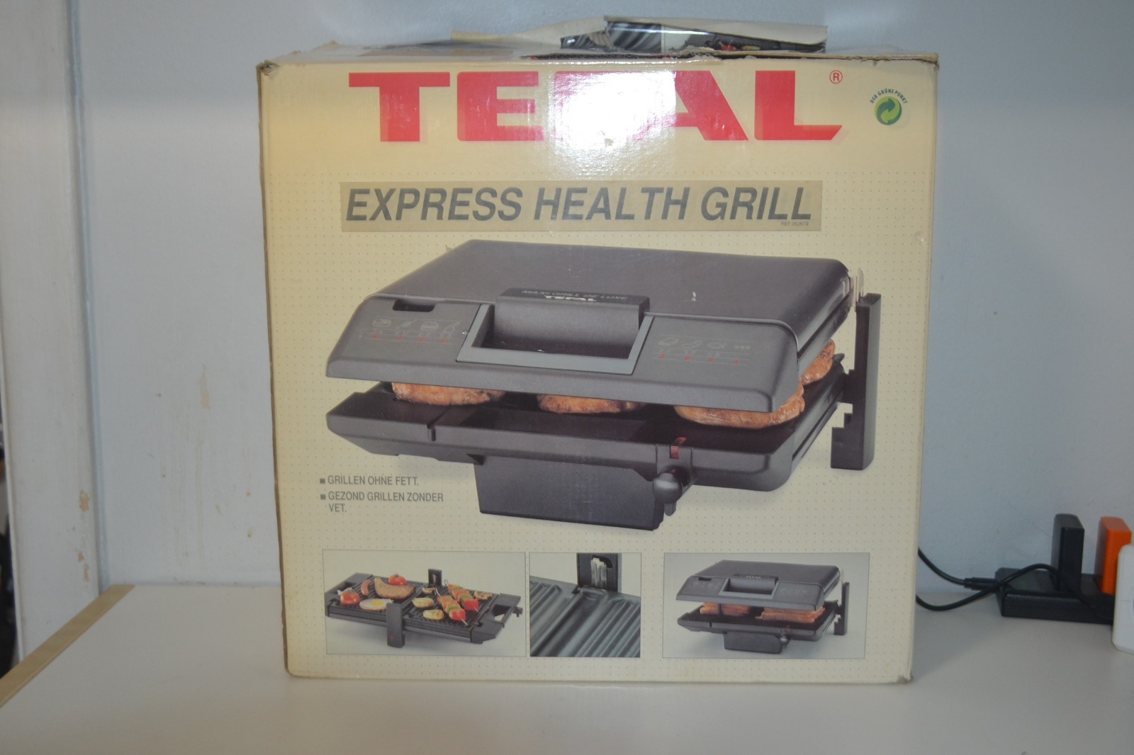 New Old Stock Tefal Express Health Grill ( new open box ) 1308