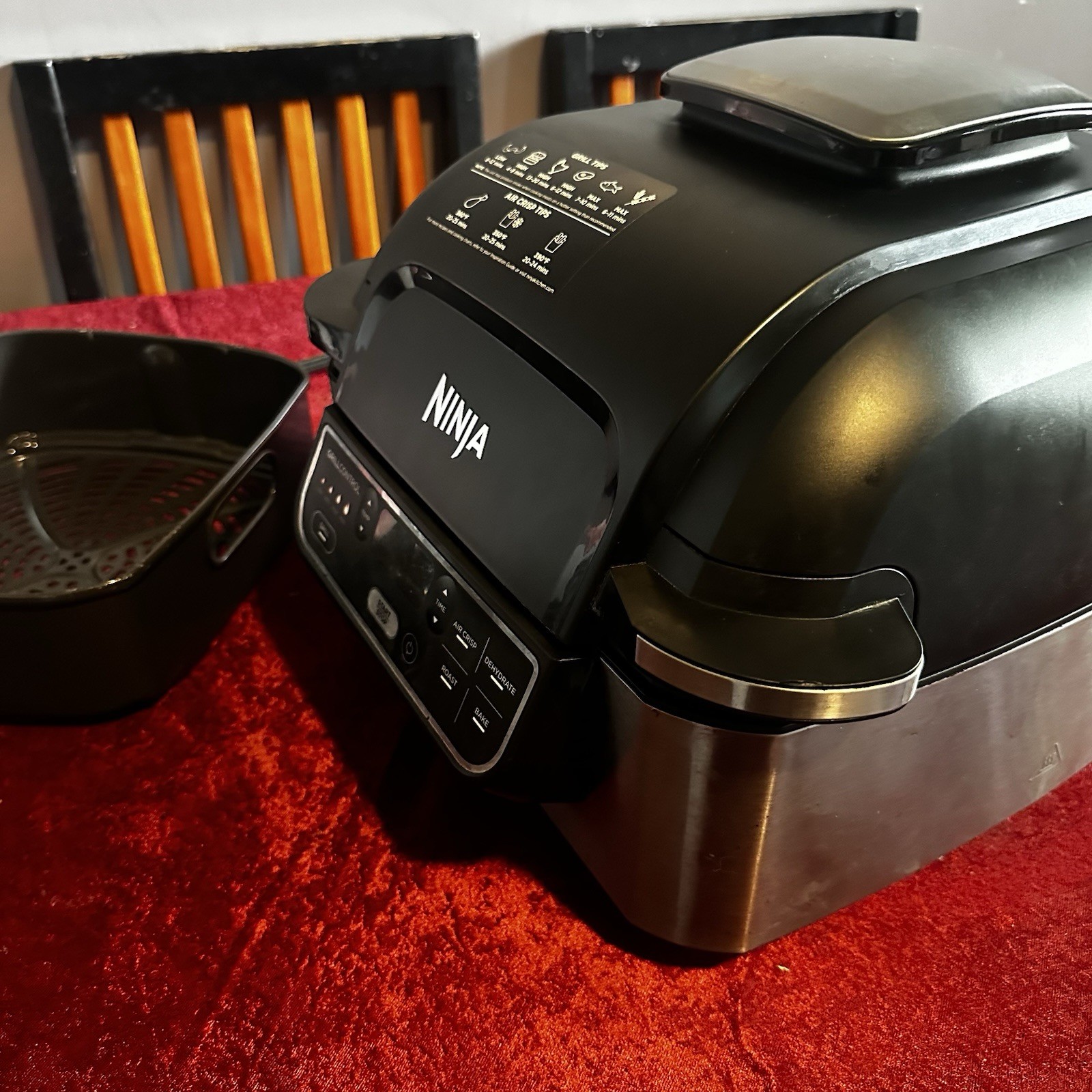 Ninja AG301 Foodi 5-in-1 Indoor Grill Air Fryer Roast Bake Dehydrate