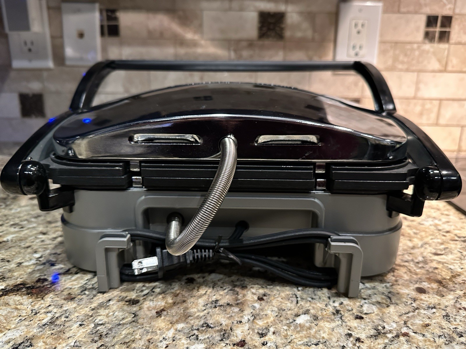 Cuisinart Versatile 2 Sets of Plates Grill Griddler Gourmet Model GRID-8PC