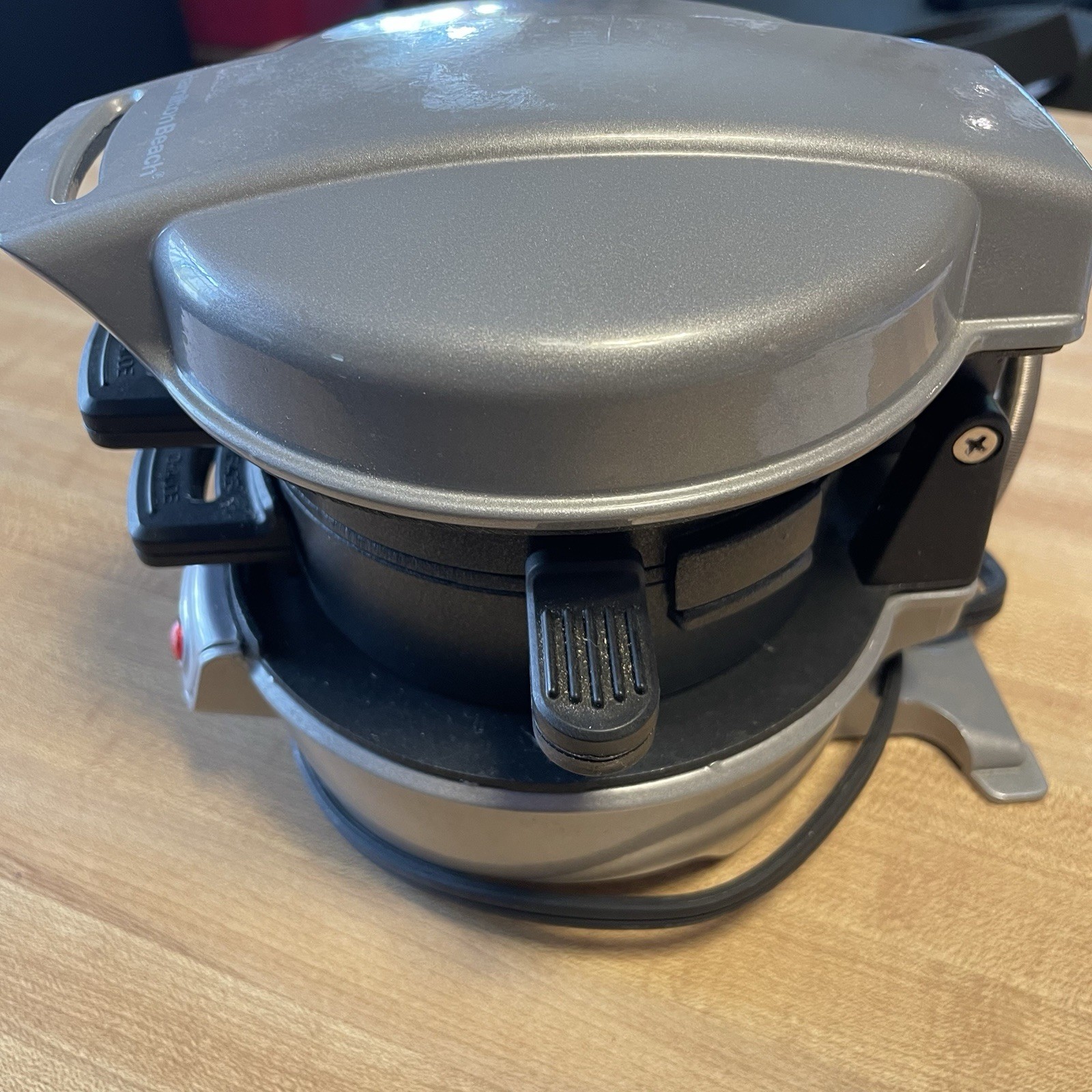 Hamilton Beach 25475 Breakfast Sandwich Maker – Silver -Tested Works