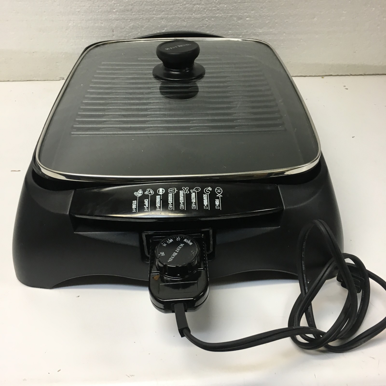 West Bend Chris Freytag Health Heart Smart Indoor Grill Black 1500 Watt 6111