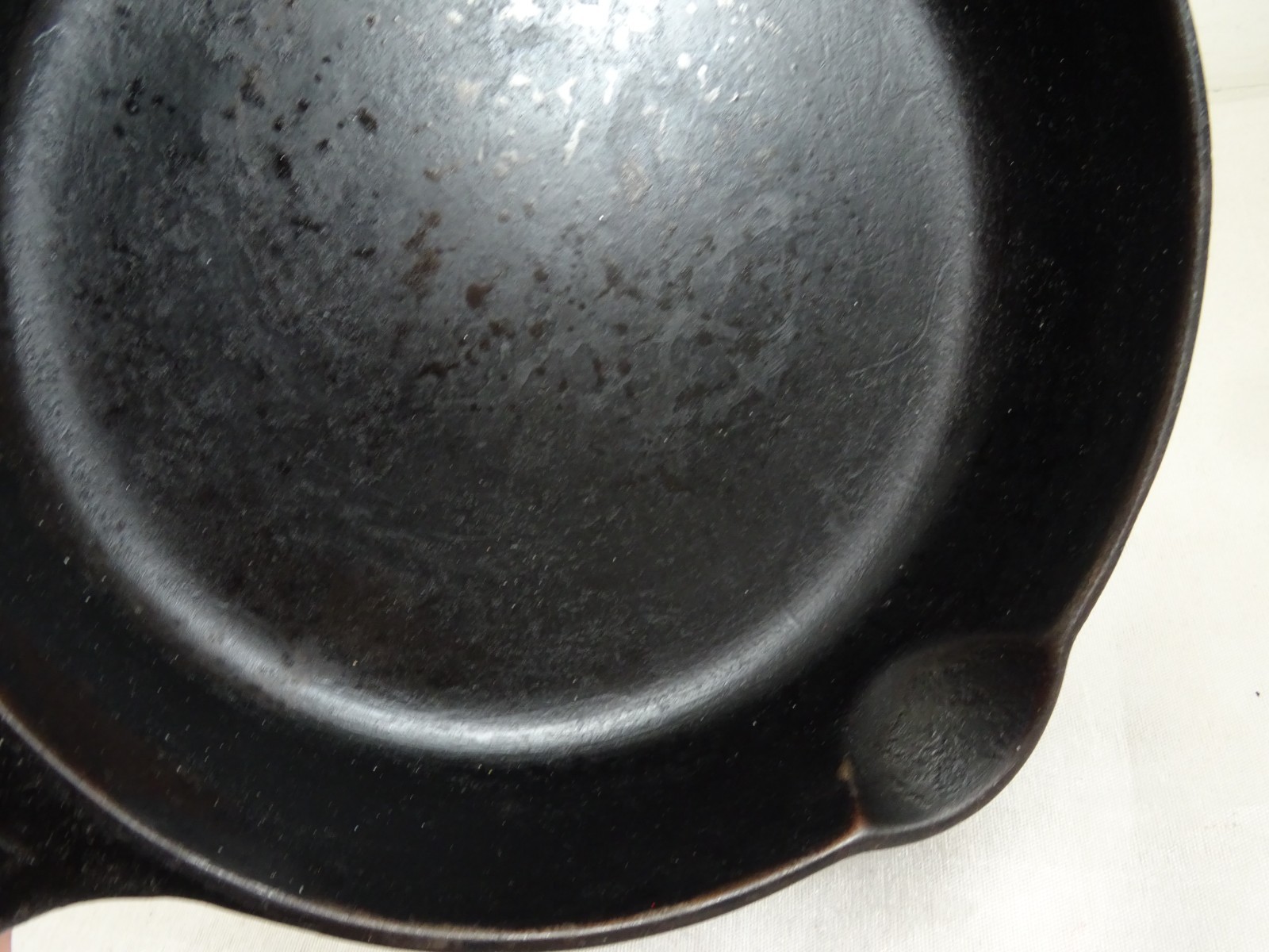 Vintage Griswold USA 3 Cast Iron Skillet Frying Pan 7″