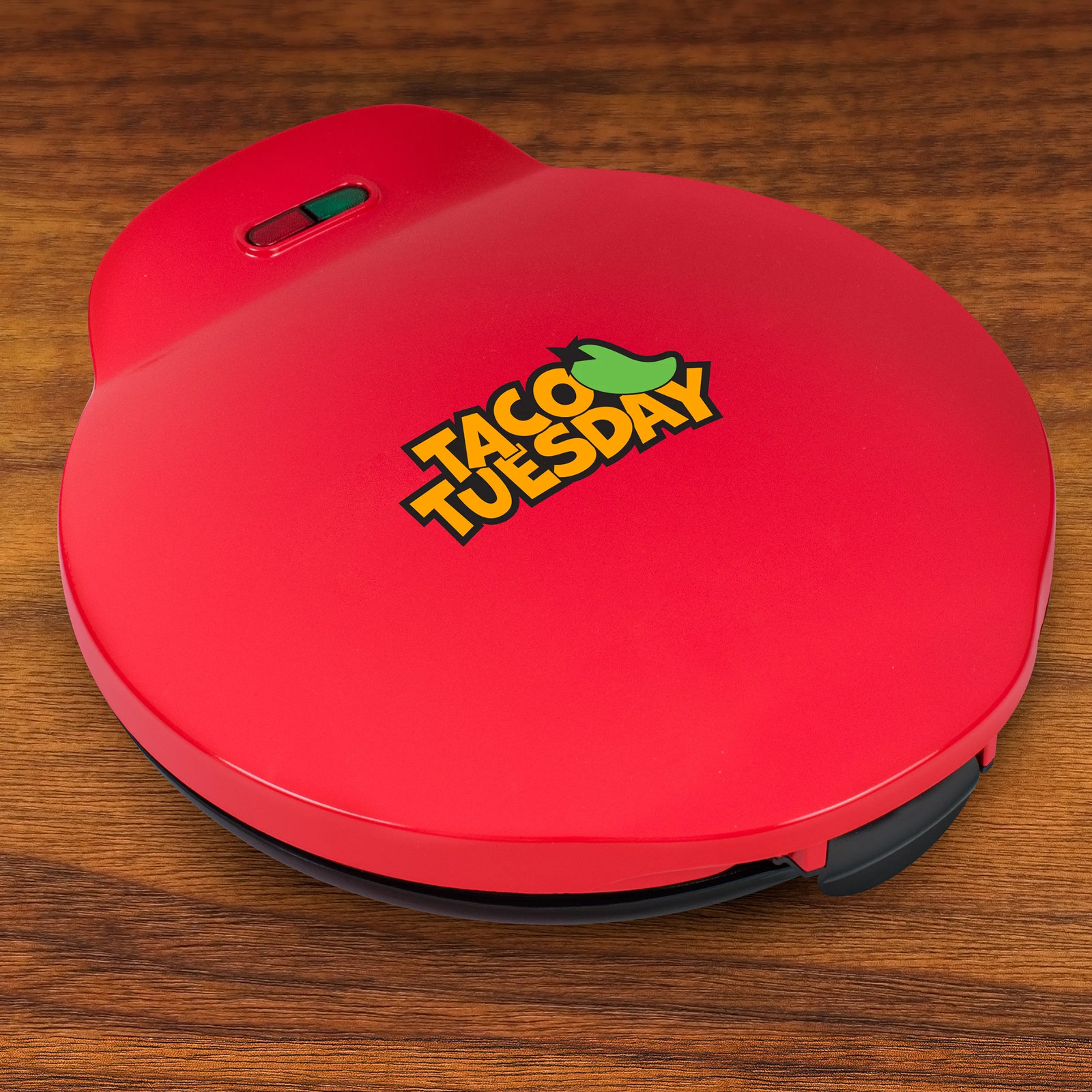 Taco Tuesday 6-Wedge Electric Quesadilla Maker with Extra Stuffing Latch, Red 10