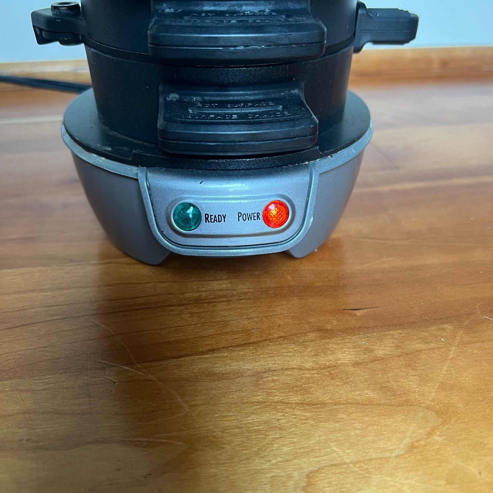 Hamilton Beach Breakfast Sandwich Maker with Egg Cooker Ring