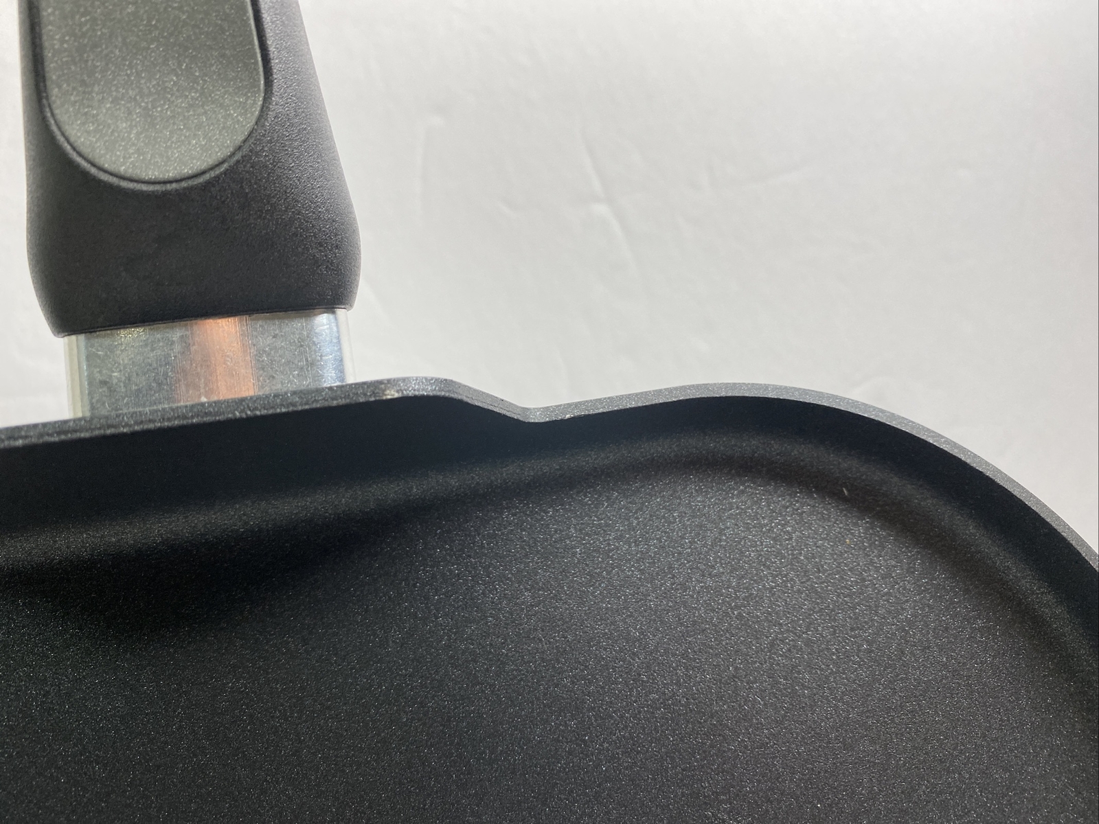 Tramontina Made In Italy 11” Square Non-Stick Griddle / Skillet Blue Bottom