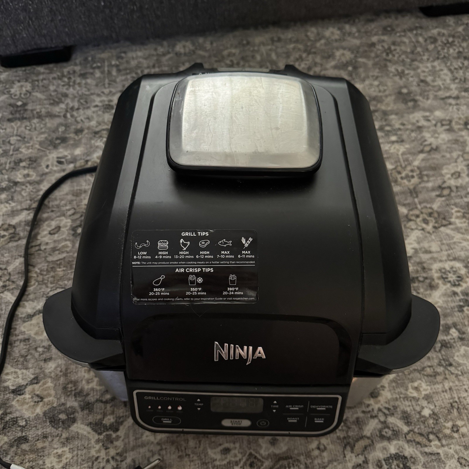 Ninja AG302 Foodi 5-in-1 Indoor Grill with Air Fry, Roast, Bake (Tested)