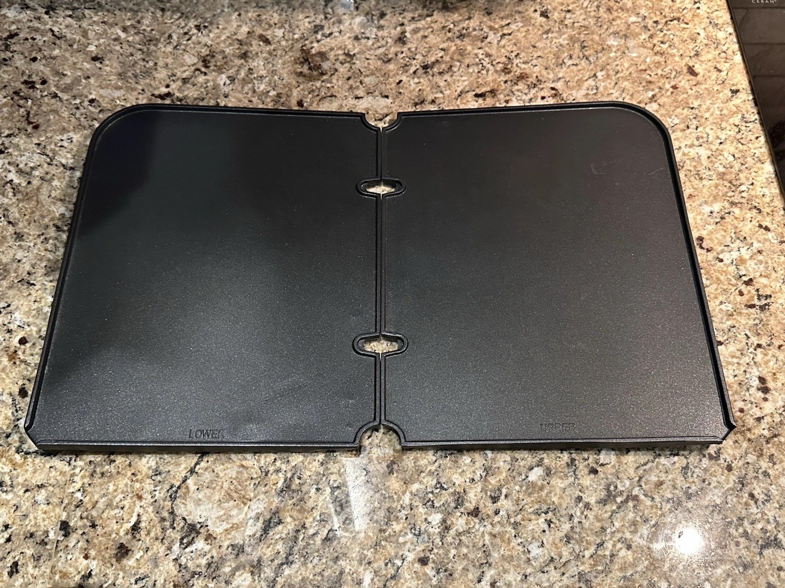 Cuisinart Versatile 2 Sets of Plates Grill Griddler Gourmet Model GRID-8PC