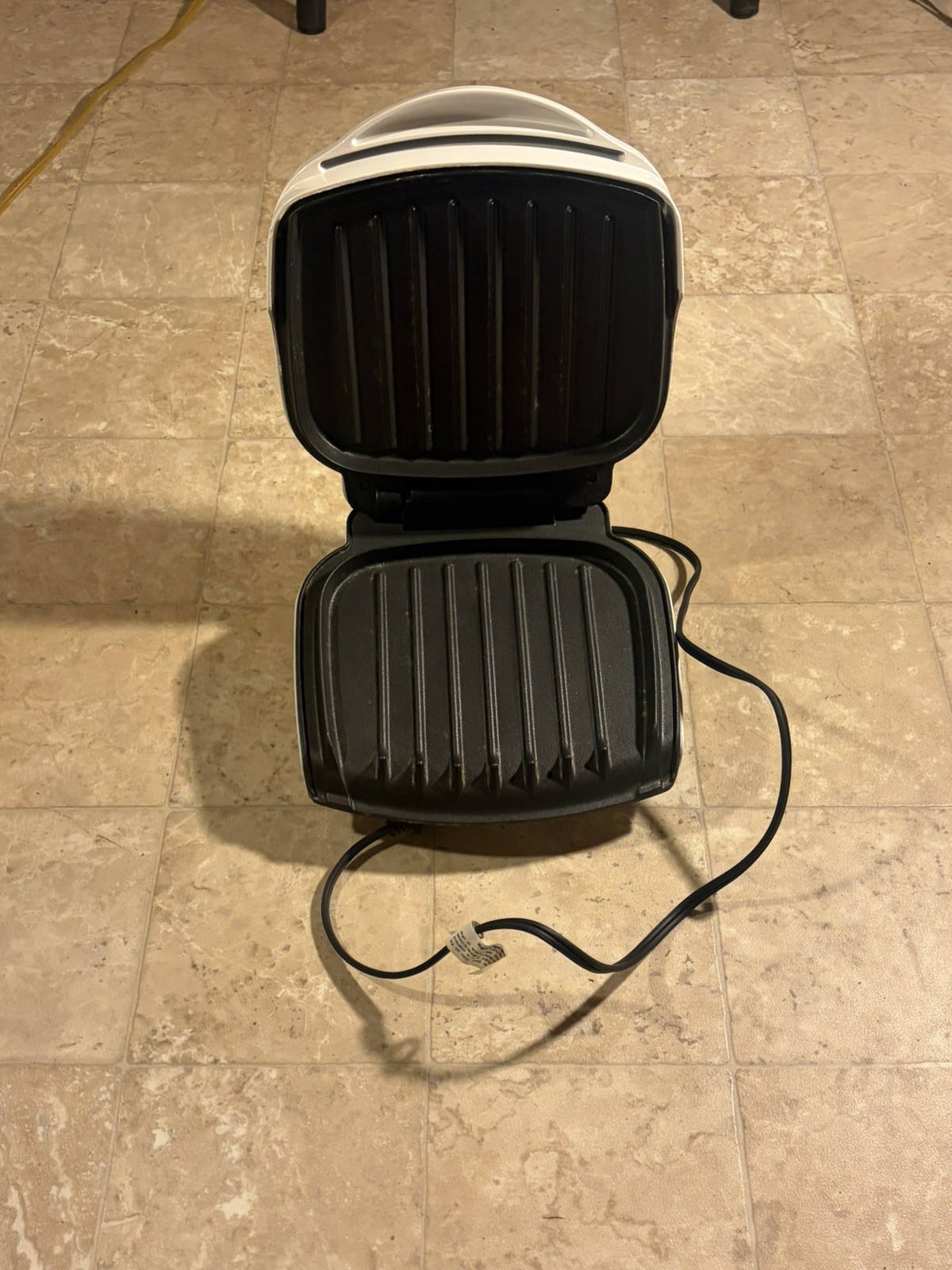 George Foreman Lean Mean Fat Reducing GR10AWHT Electric Grill White Non-Stick