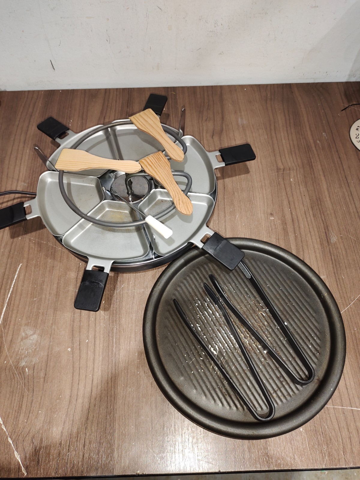 Trudeau Party Grill 6 Cooking Pans – Raclette