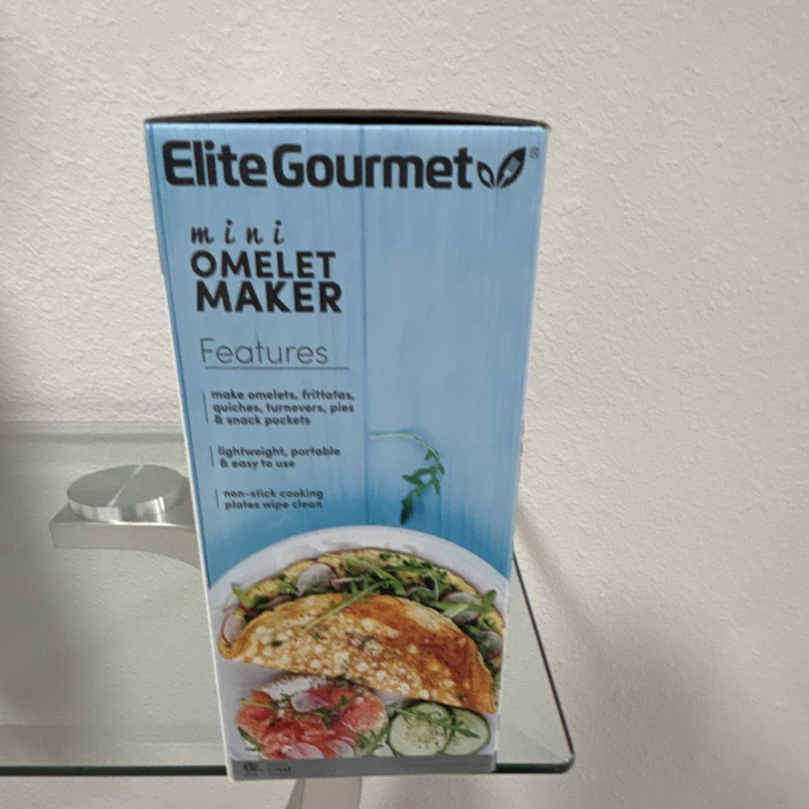 Elite Gourmet EOM123 Mini Omelette Maker, Black, 360W Nonstick Portable