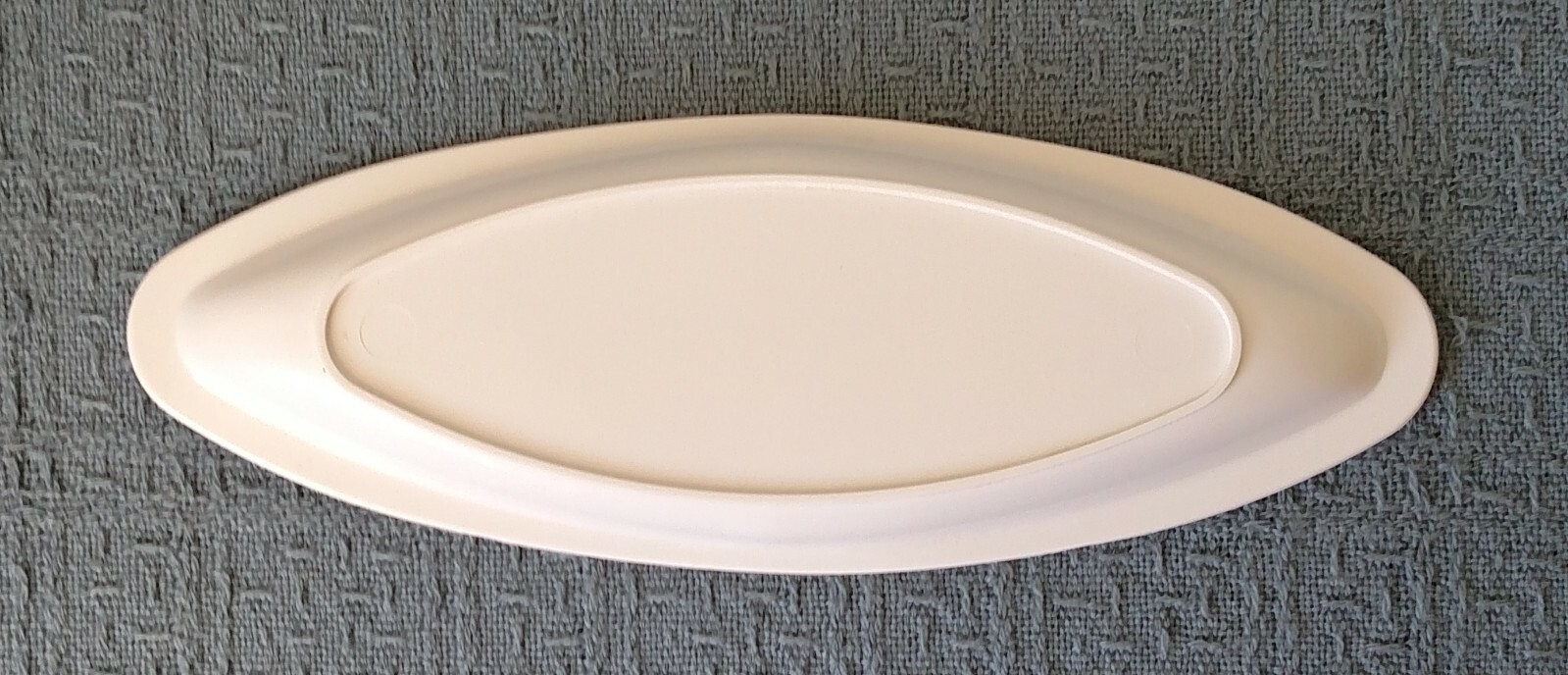 GEORGE FOREMAN Grilling Machine(s) ~ GR-10A ~ White ~ 120V, 760W ~ Drip Tray