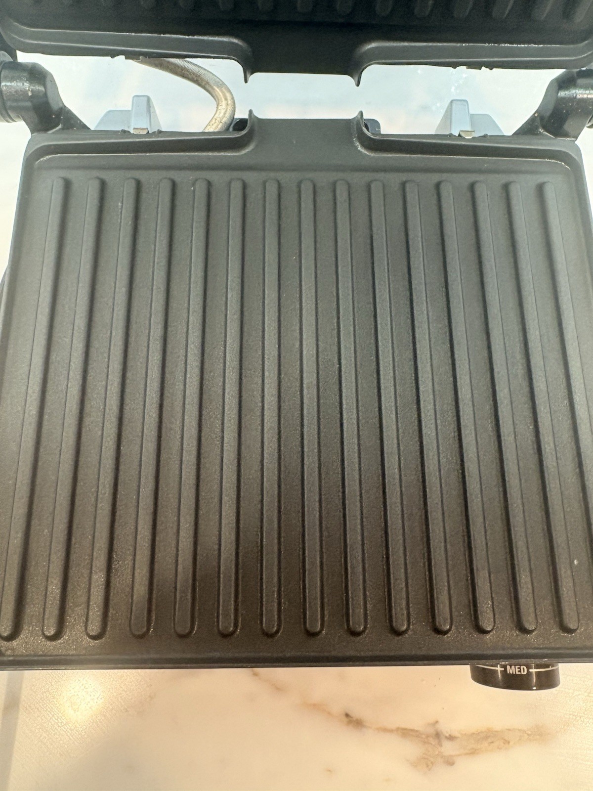 George Foreman Healthy Cooking Grill, Panini Maker, model No. PN2PC180
